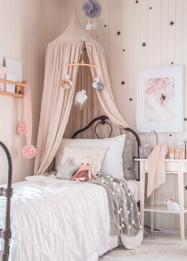 Rose Gold & Grey Swan Mobile